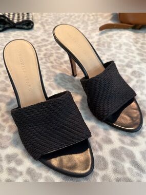 $325 Veronica Beard Carah Woven Heel Sandal 8.5
